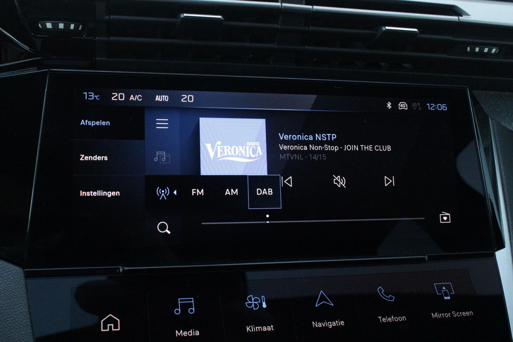 Hoofdafbeelding Peugeot 408