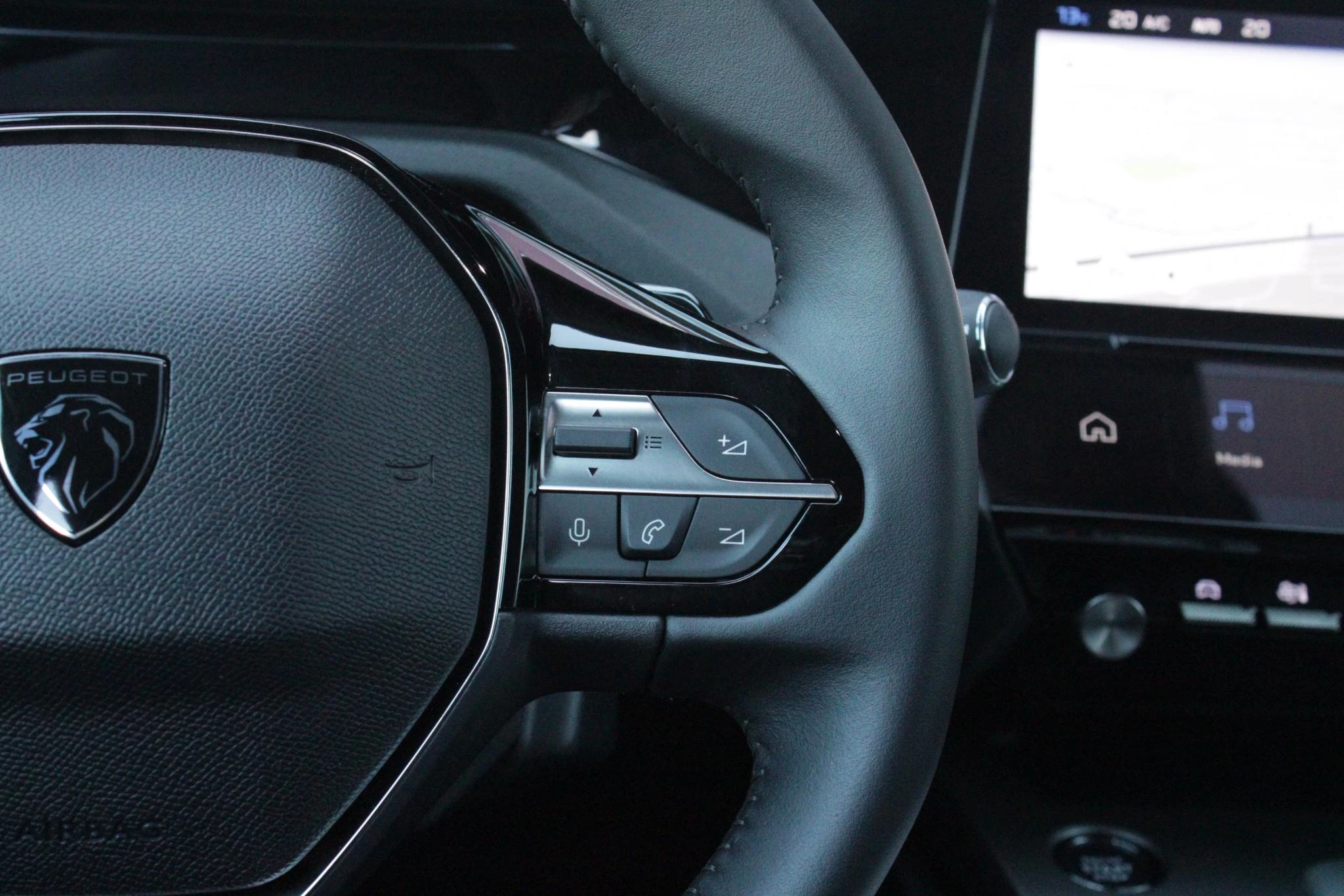 Hoofdafbeelding Peugeot 408