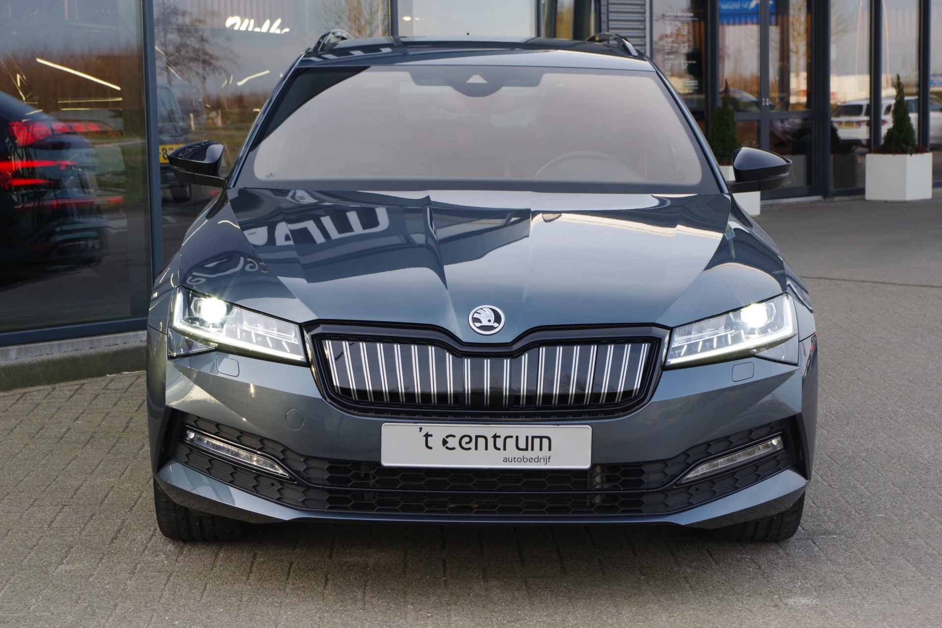 Hoofdafbeelding Škoda Superb