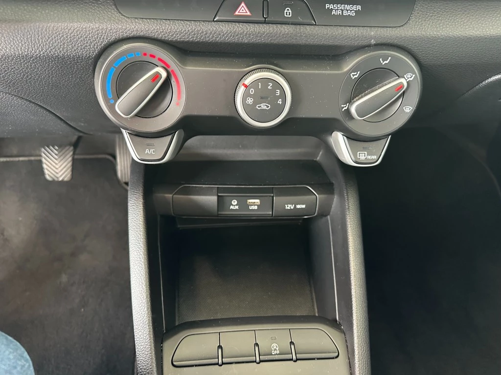 Hoofdafbeelding Kia Rio