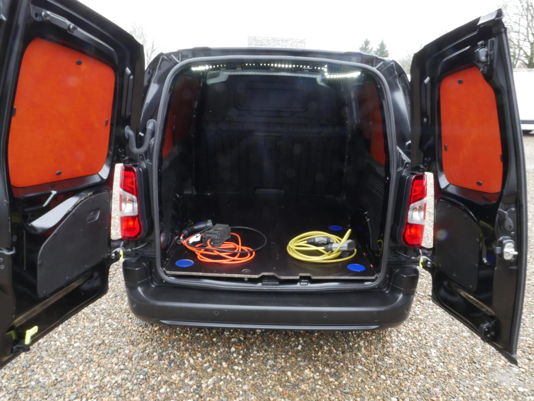 Hoofdafbeelding Peugeot e-Partner