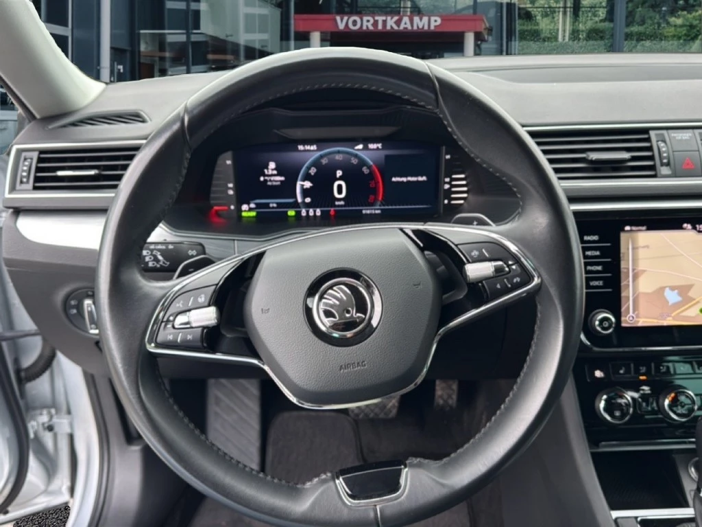 Hoofdafbeelding Škoda Superb