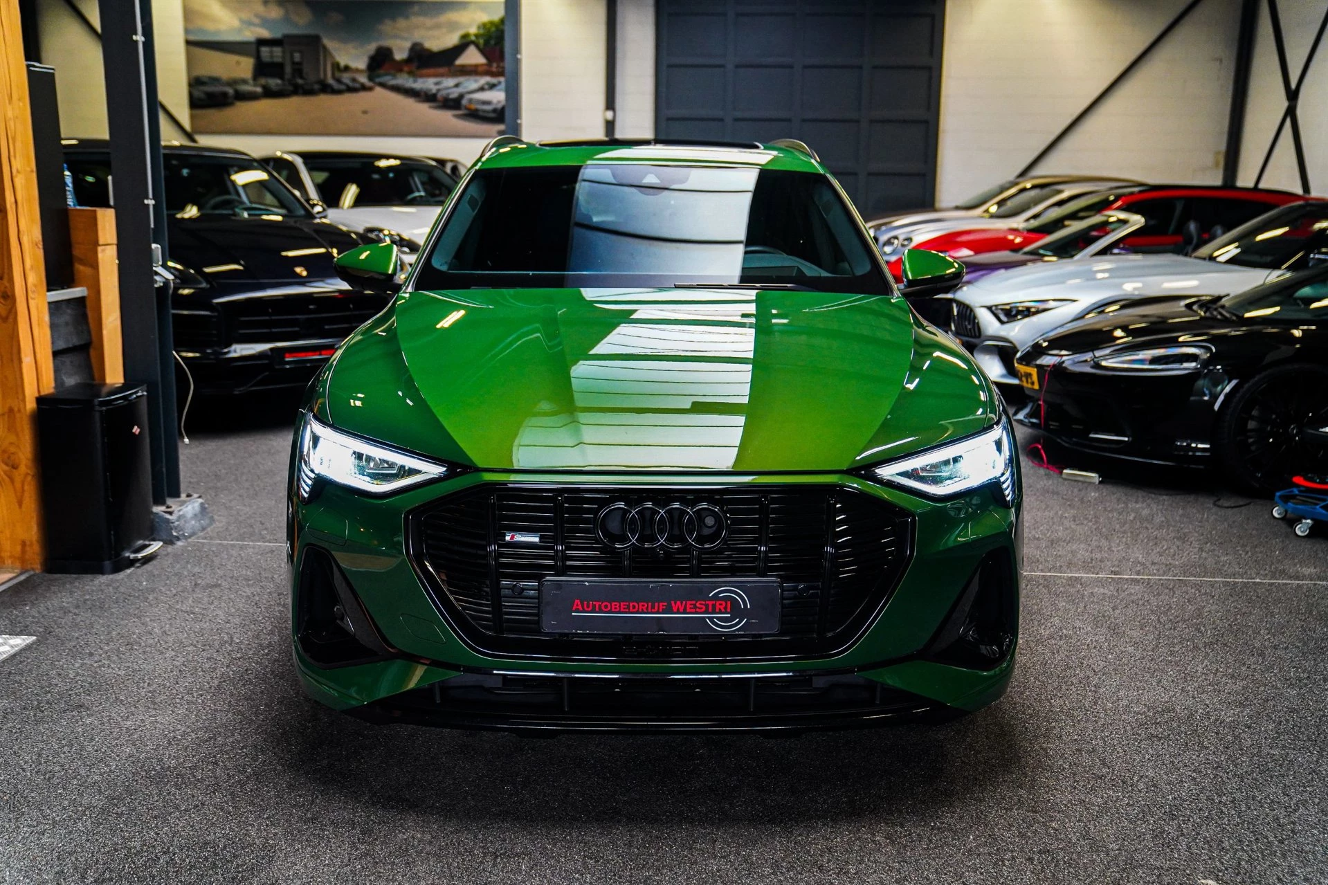 Hoofdafbeelding Audi e-tron