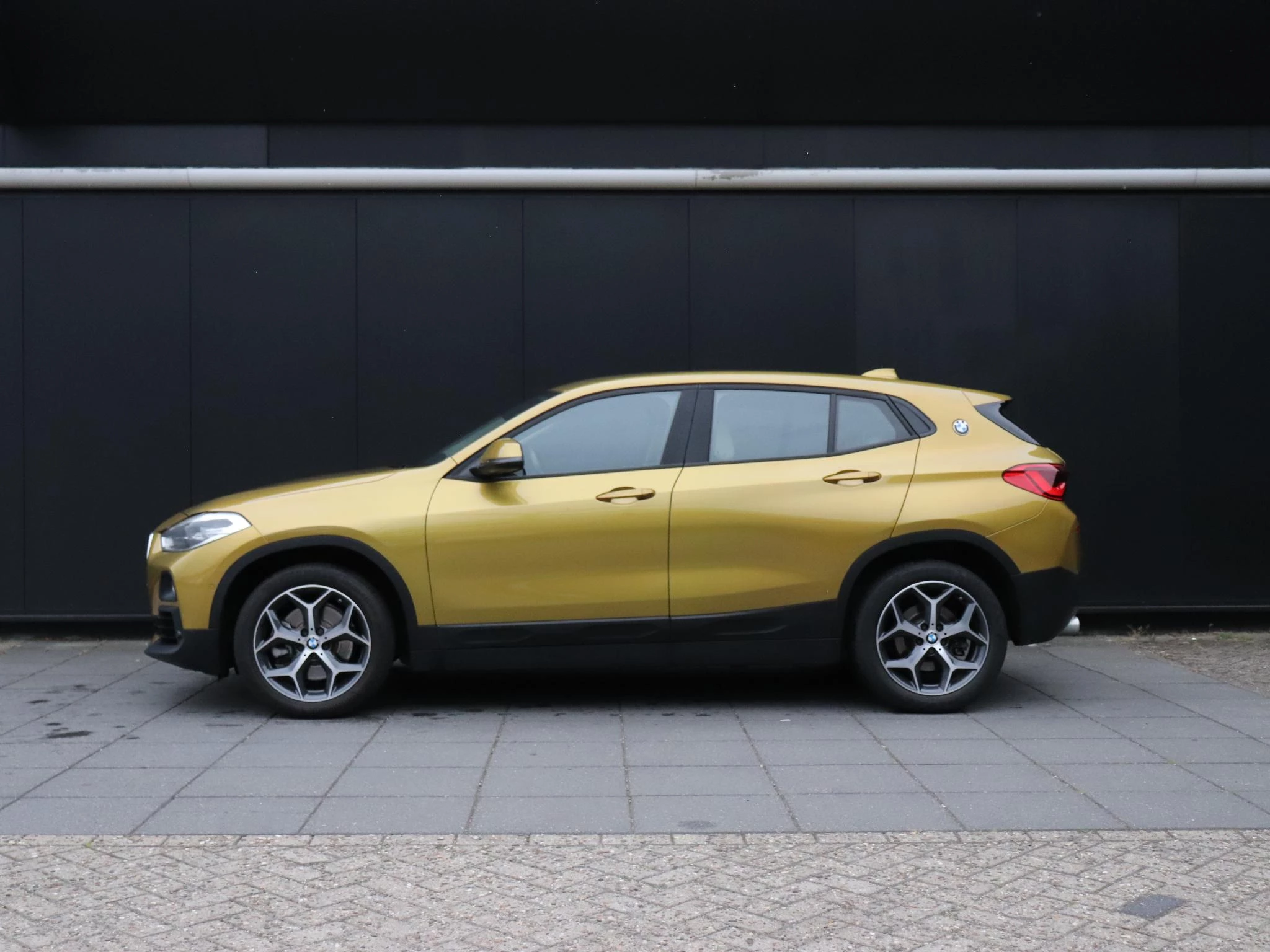 Hoofdafbeelding BMW X2
