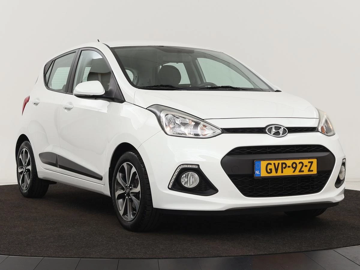 Hoofdafbeelding Hyundai i10