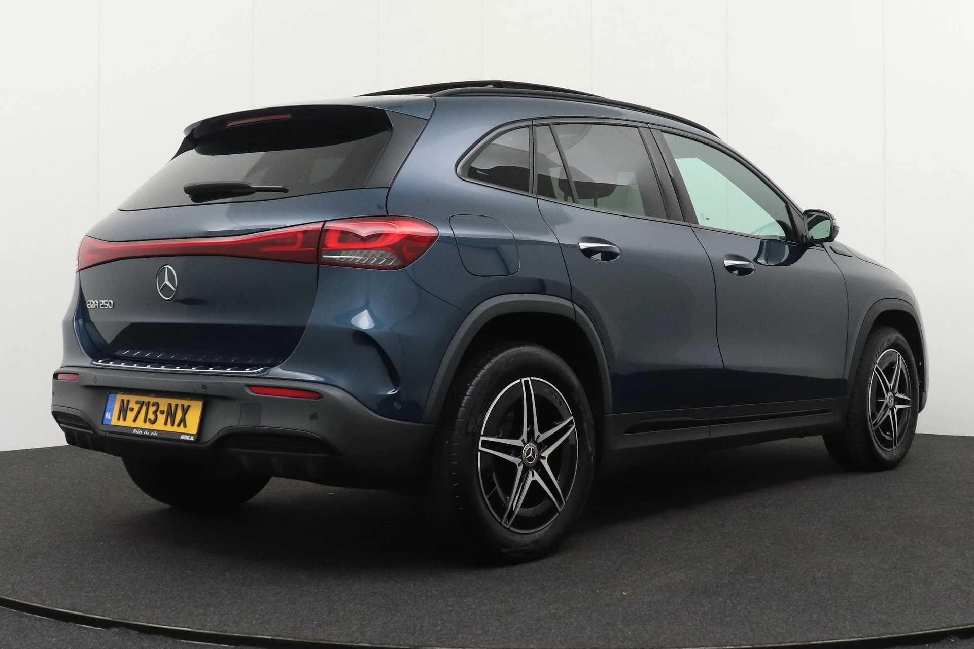 Hoofdafbeelding Mercedes-Benz EQA