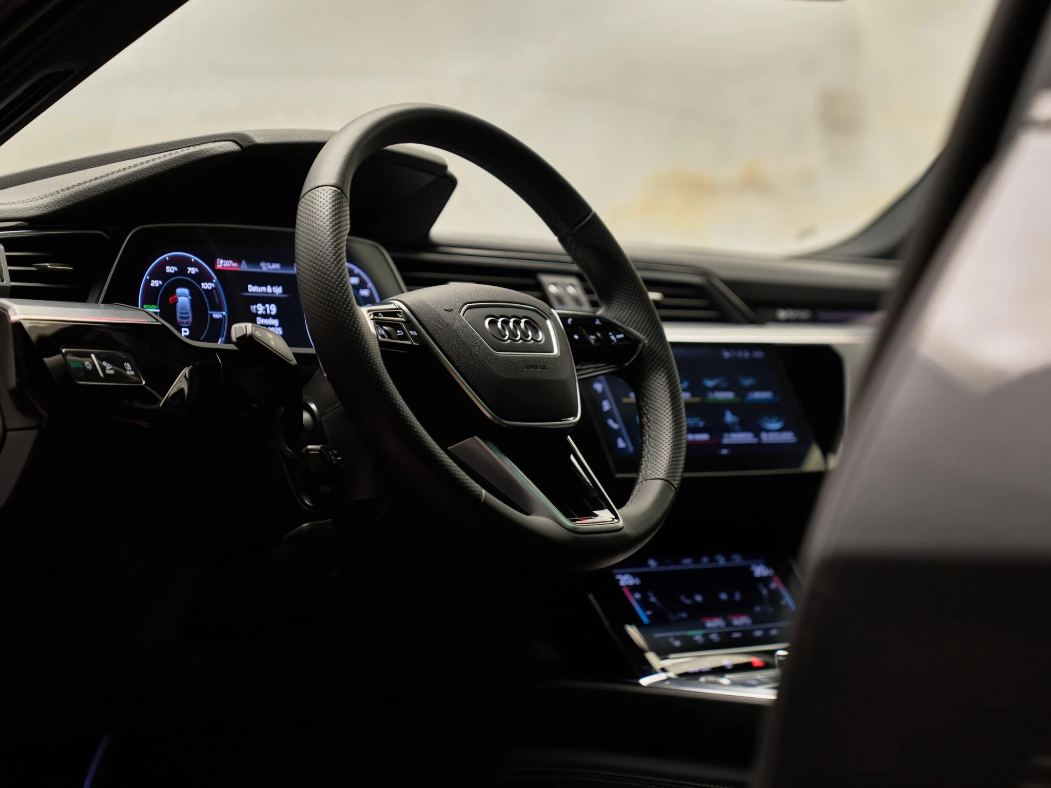 Hoofdafbeelding Audi Q8 Sportback e-tron