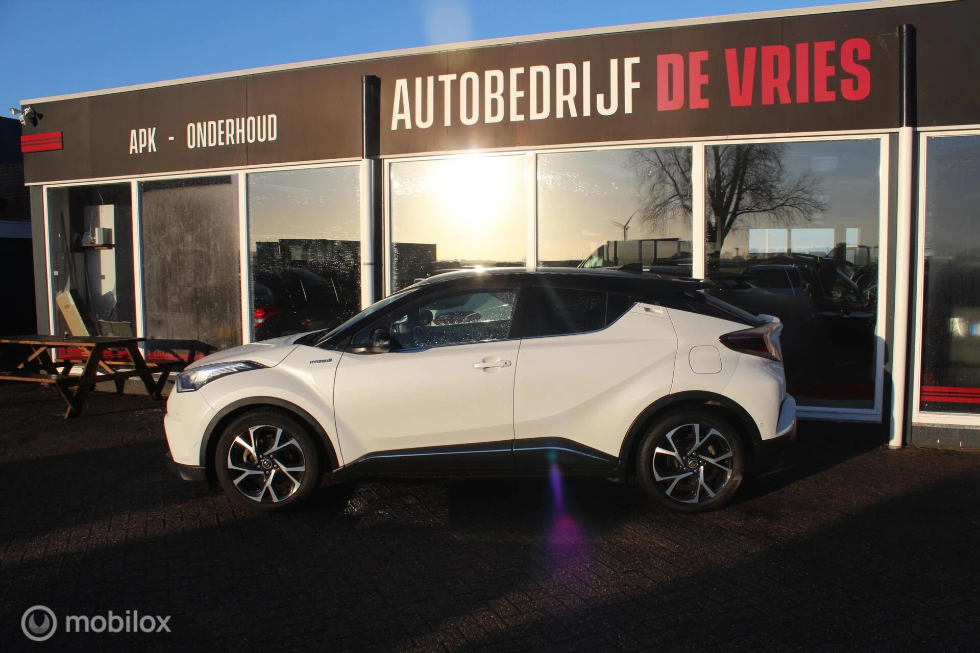 Hoofdafbeelding Toyota C-HR