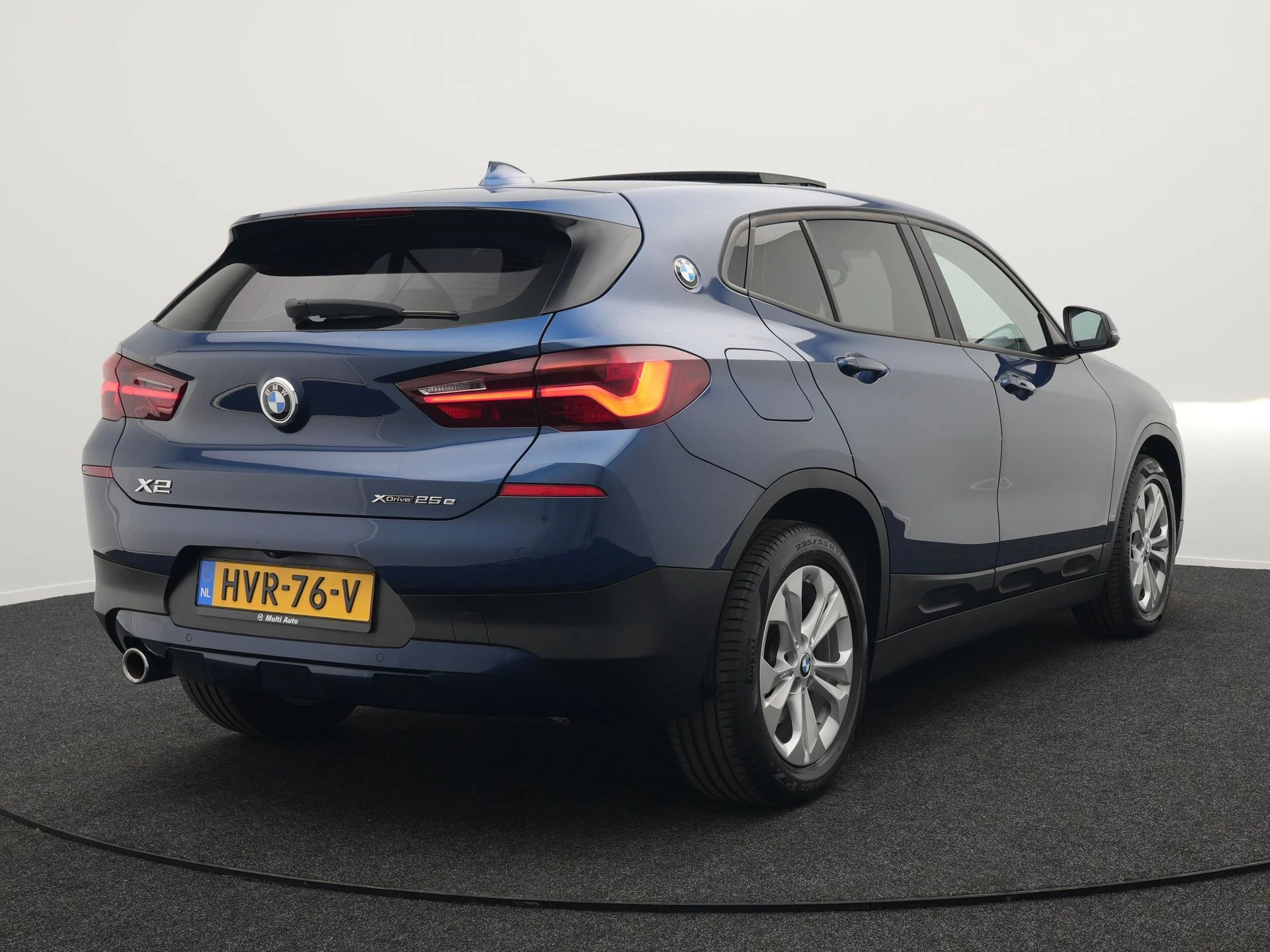 Hoofdafbeelding BMW X2