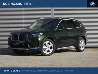 Hoofdafbeelding BMW iX1 BMW iX1 eDrive20 xLine / Panoramadak / Trekhaak / Sportstoelen / Adaptieve LED / Comfort Access / Parking Assistant / Stoelverwarming