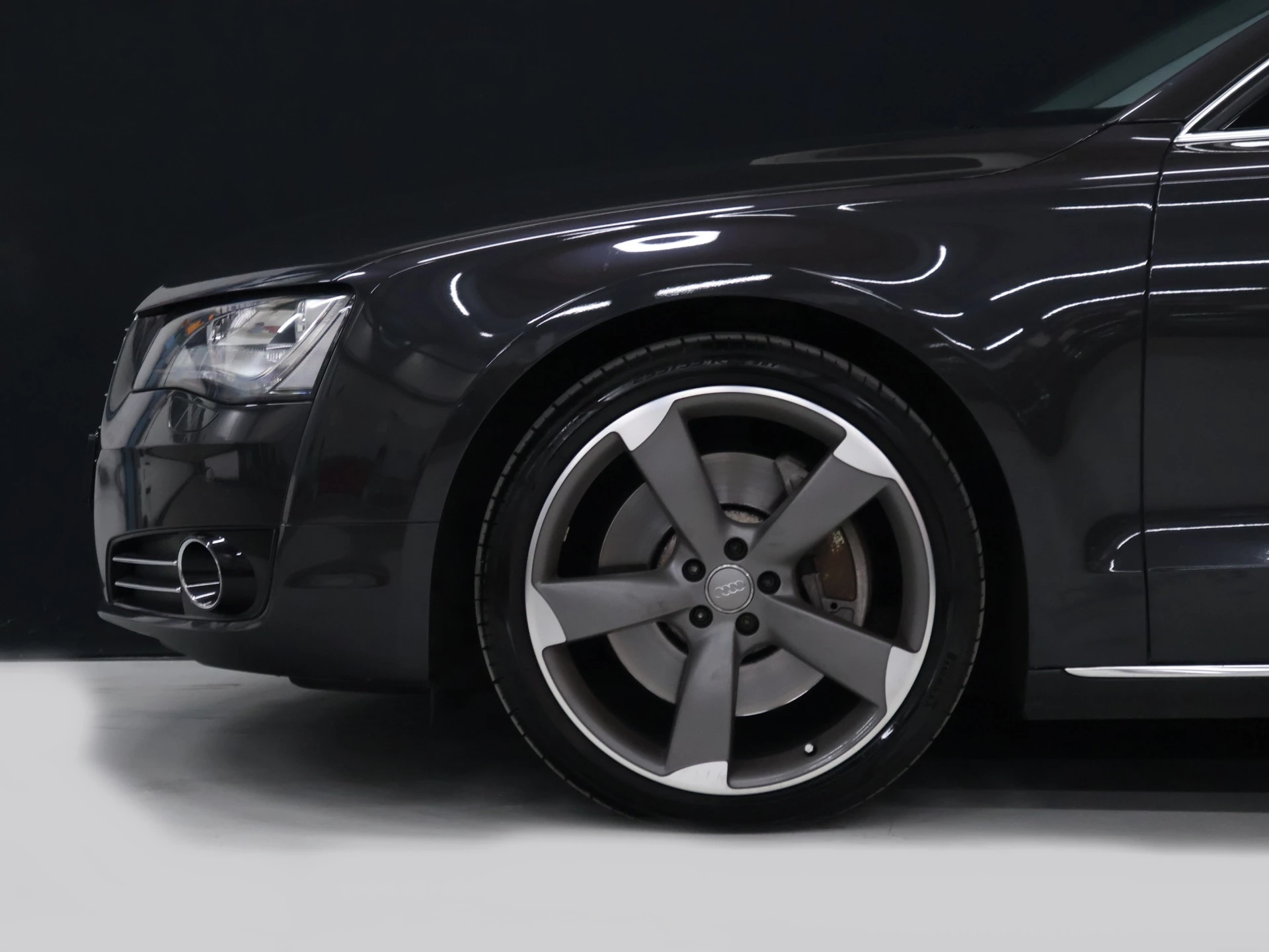 Hoofdafbeelding Audi A8