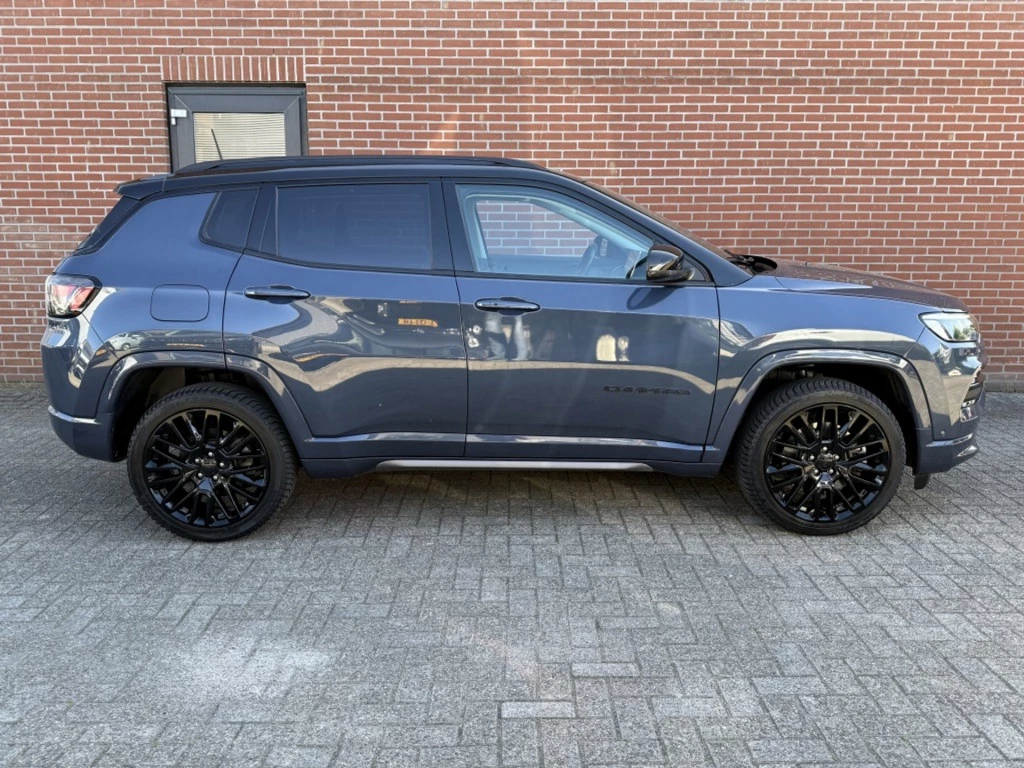 Hoofdafbeelding Jeep Compass