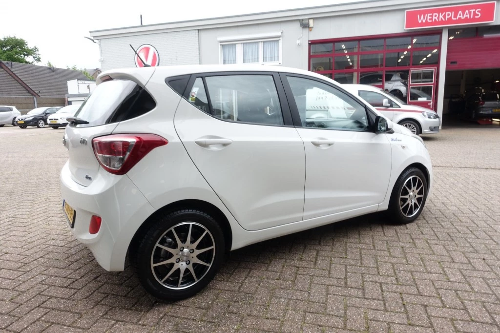 Hoofdafbeelding Hyundai i10