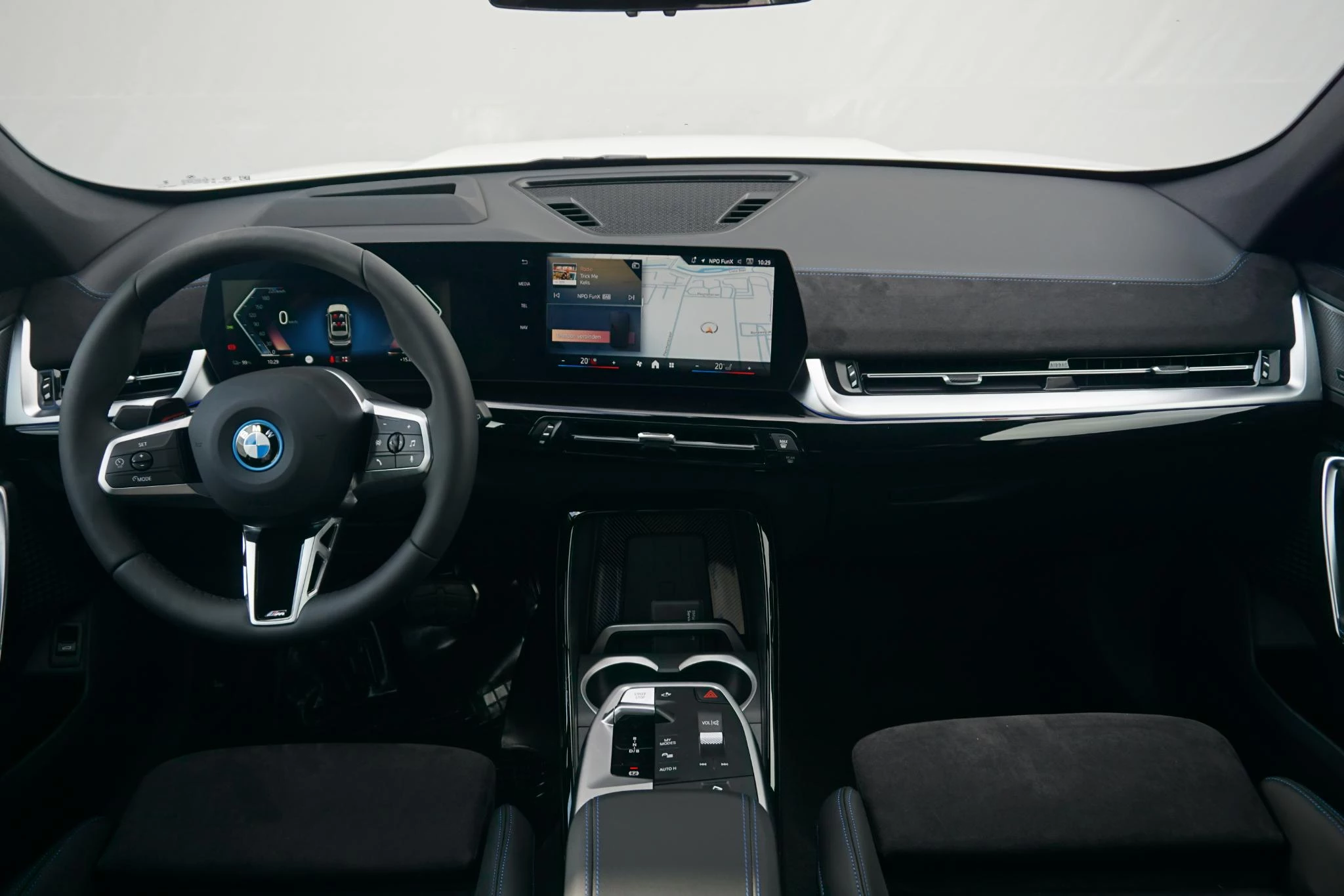 Hoofdafbeelding BMW iX1