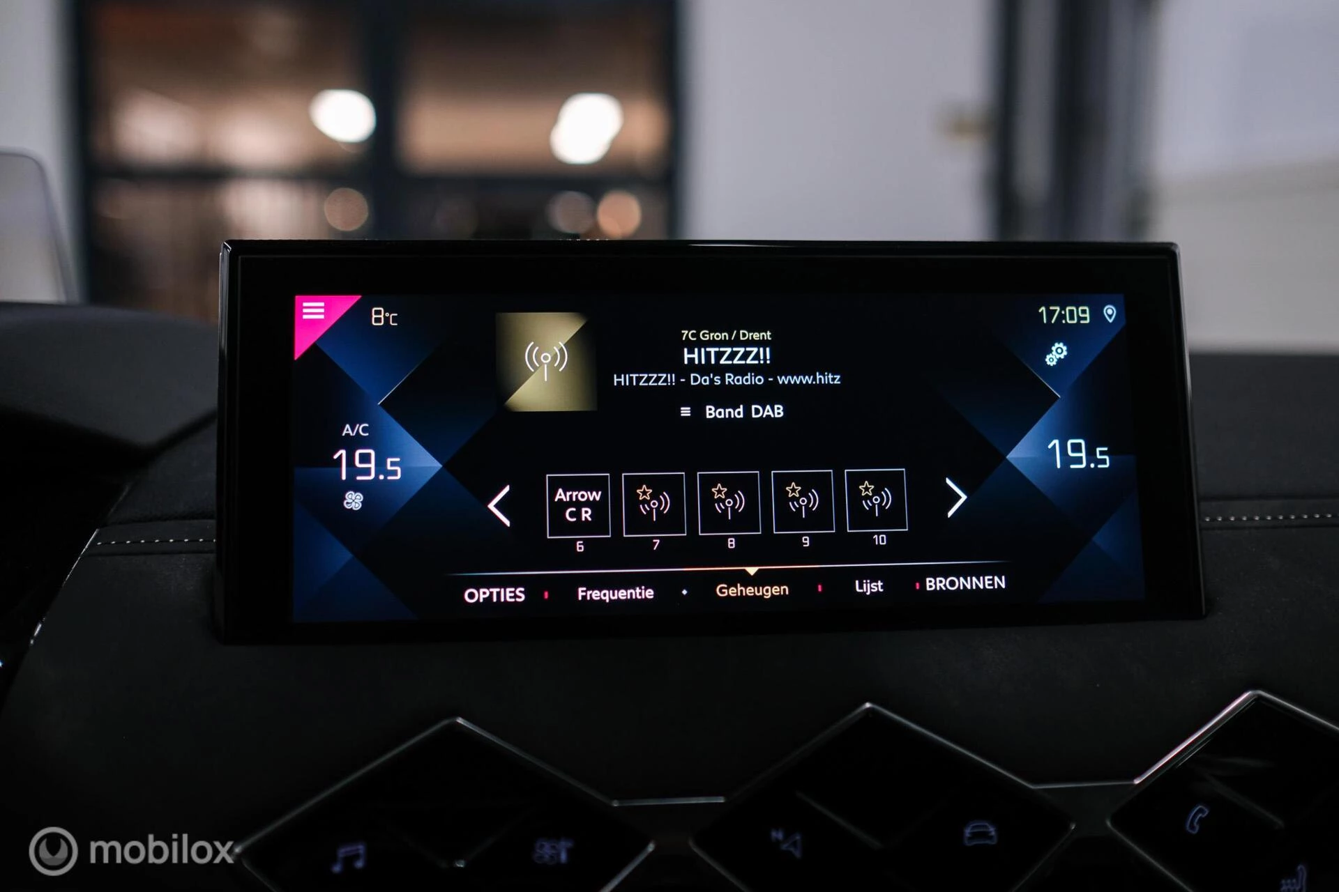 Hoofdafbeelding DS DS 3