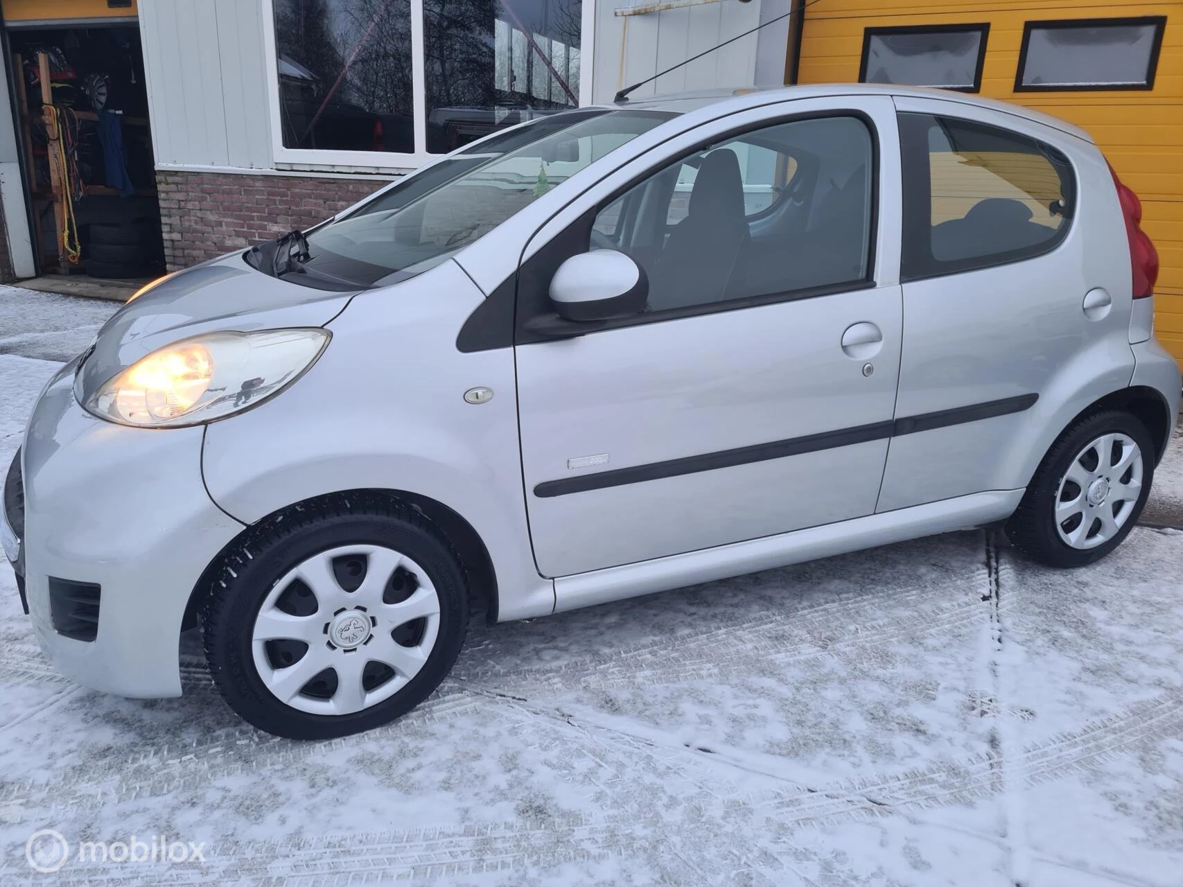 Hoofdafbeelding Peugeot 107