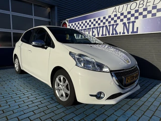 Peugeot 208 1.2 VTi Style