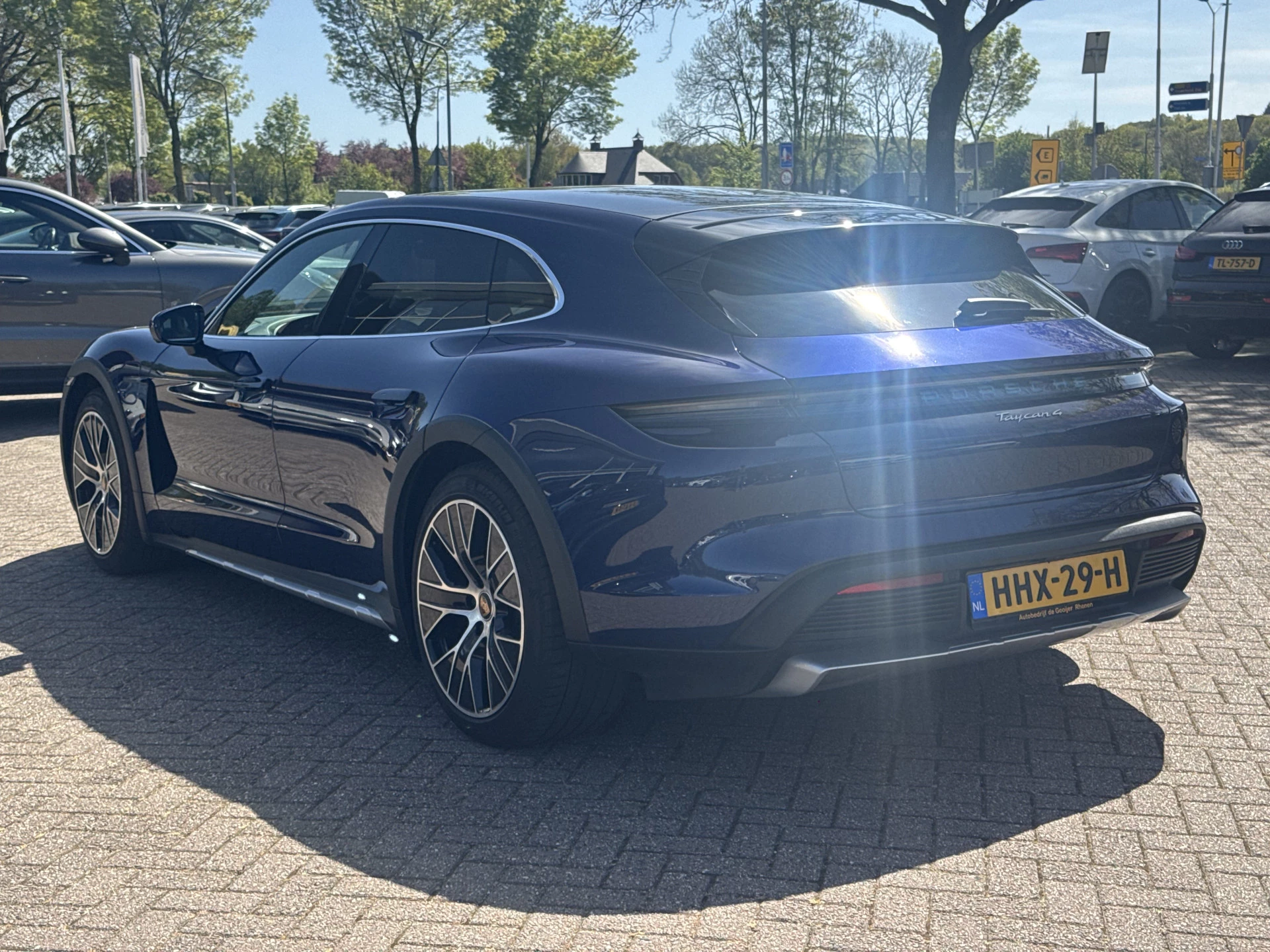 Hoofdafbeelding Porsche Taycan