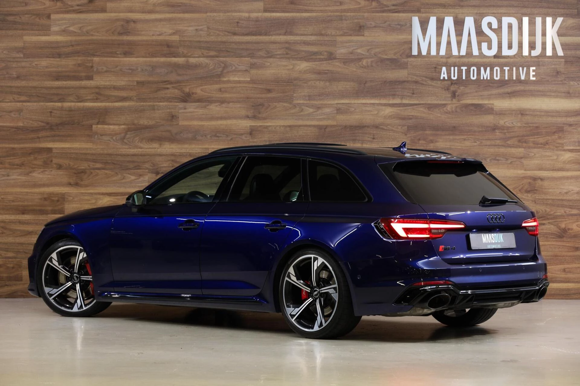 Hoofdafbeelding Audi RS4