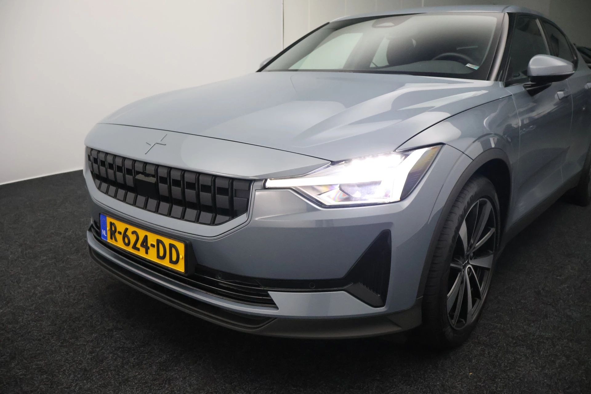 Hoofdafbeelding Polestar 2