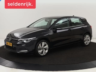 Volkswagen Golf 1.5 TSI | Carplay | Navigatie | Sfeerverlichting | Memory | Sportstoelen | Stoelverwarming | LED | Lane assist | Adaptive cruise | Climate control