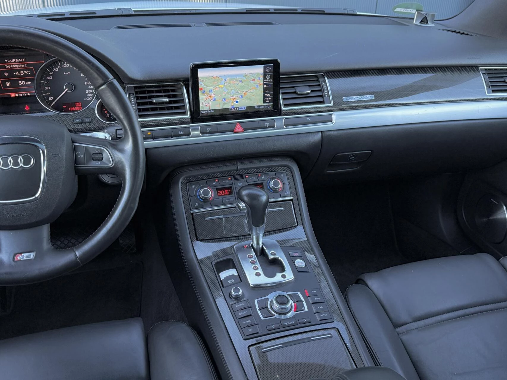 Hoofdafbeelding Audi S8
