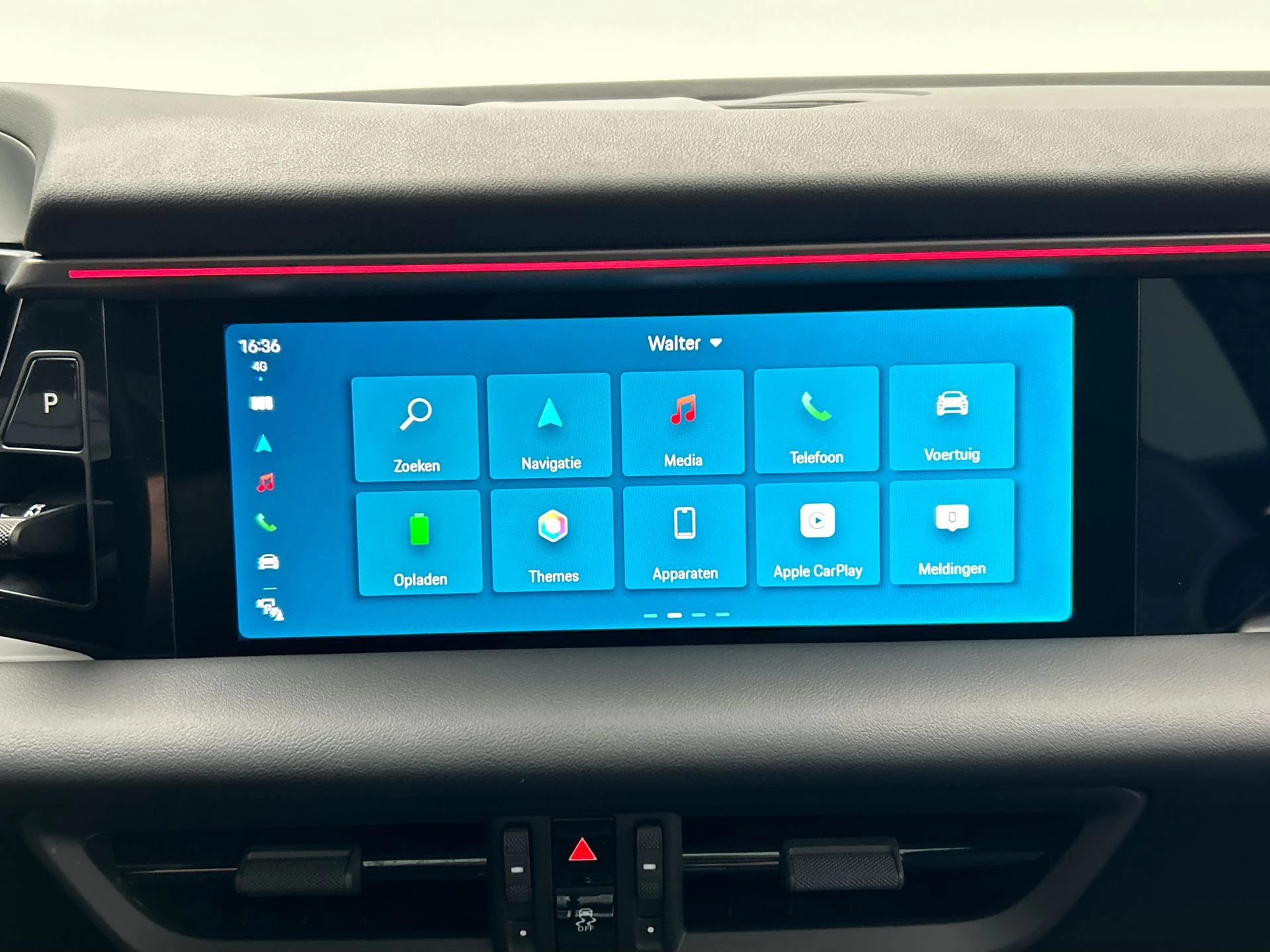 Hoofdafbeelding Porsche Macan