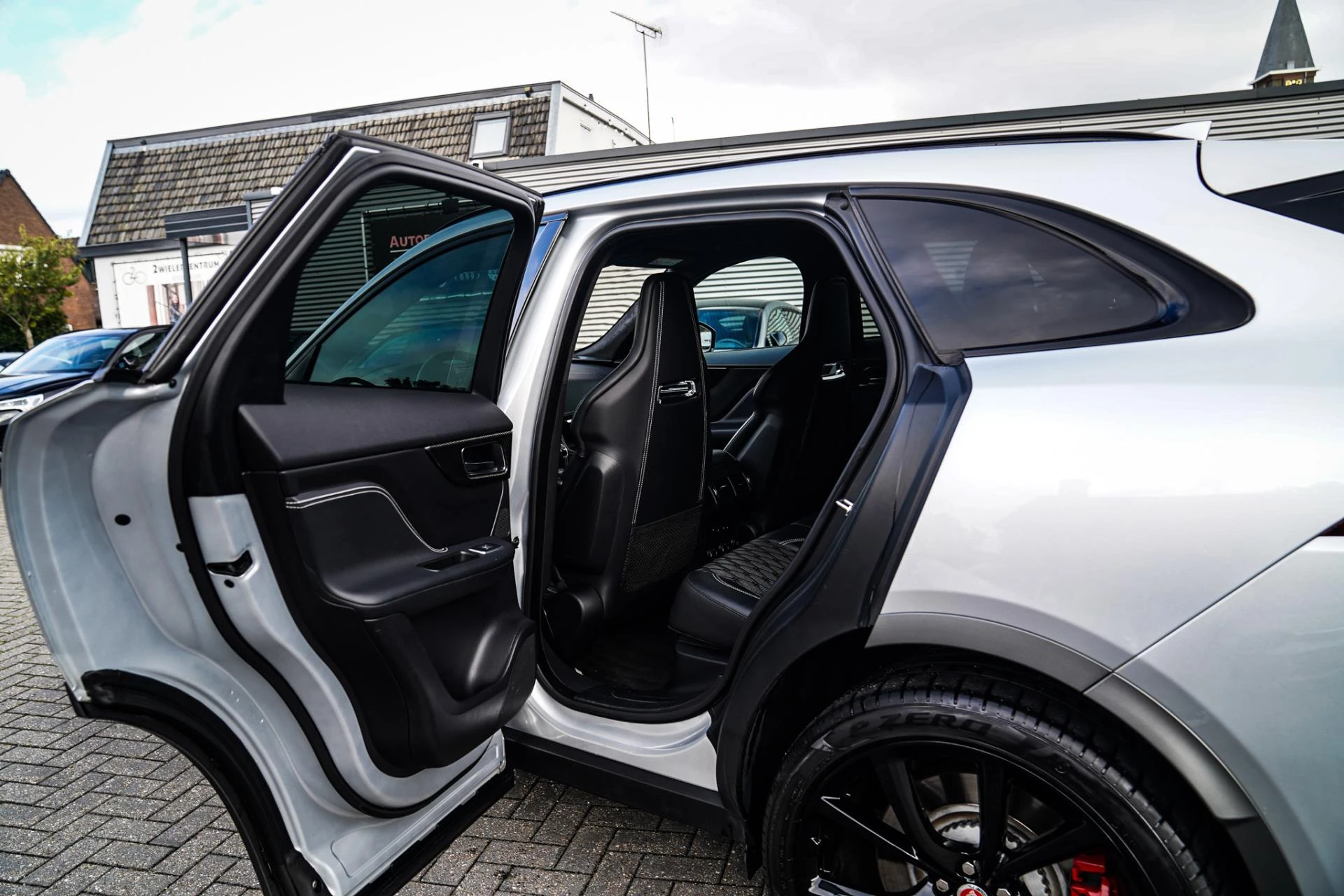 Hoofdafbeelding Jaguar F-PACE