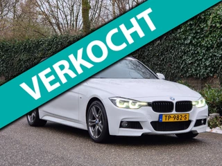 Hoofdafbeelding BMW 3 Serie BMW 3-serie Touring M Sport 330i Uitlaat 6WB Apple CarPlay NBT EVO Sport uitlaat Breedset M velgen M Sport Edition