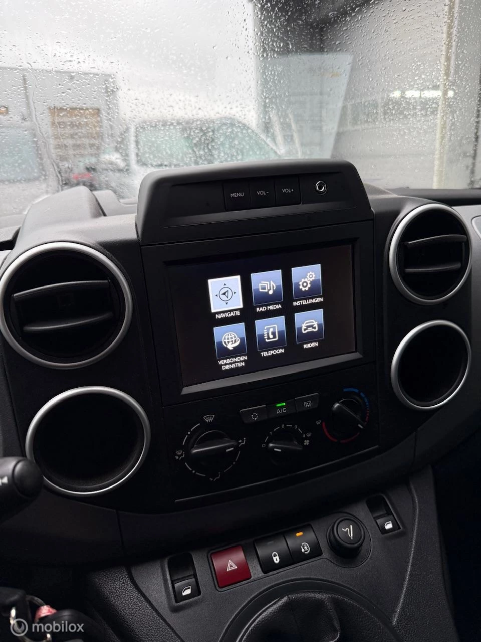 Hoofdafbeelding Peugeot Partner