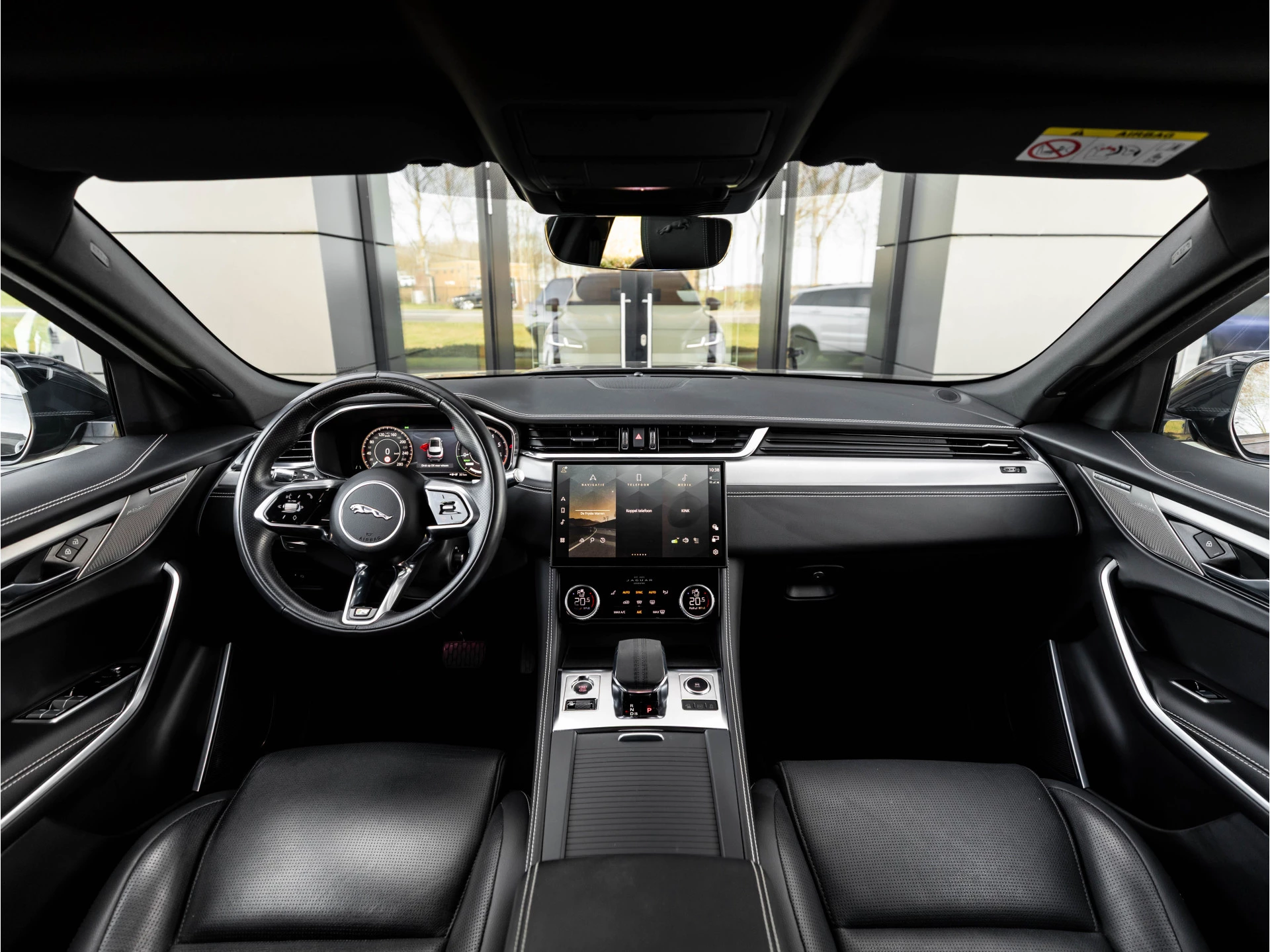 Hoofdafbeelding Jaguar F-PACE