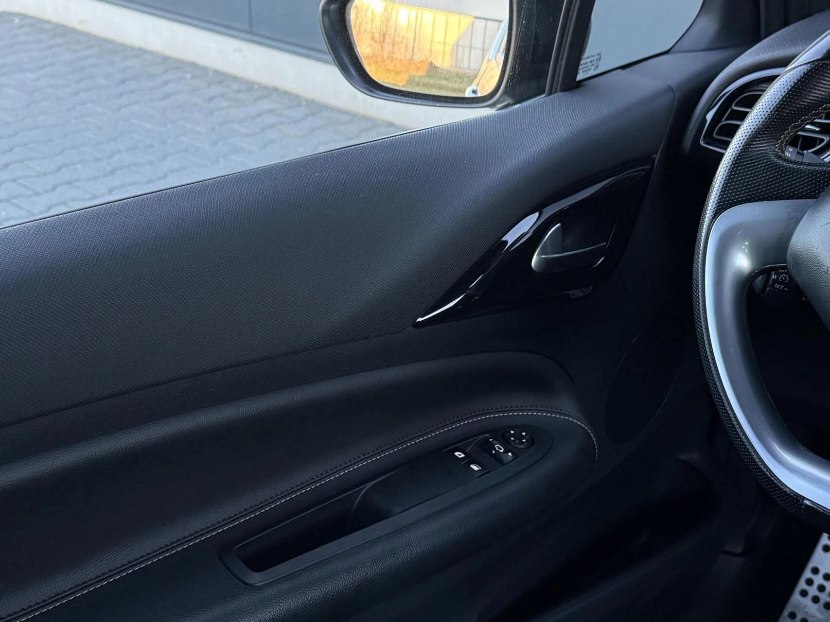 Hoofdafbeelding DS DS 3