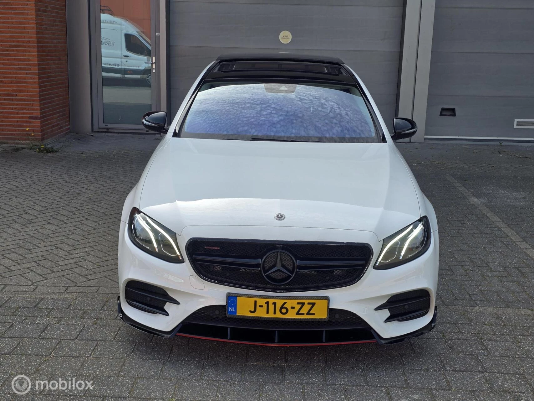 Hoofdafbeelding Mercedes-Benz E-Klasse