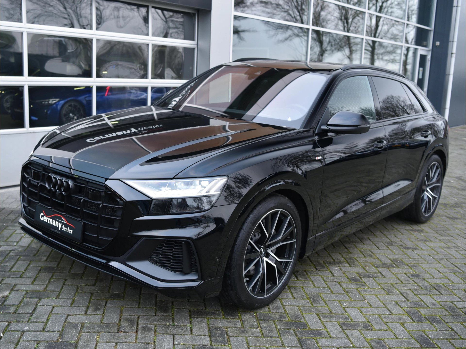 Hoofdafbeelding Audi Q8