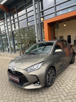 Toyota Yaris 1.5 HYB. DYNAMIC