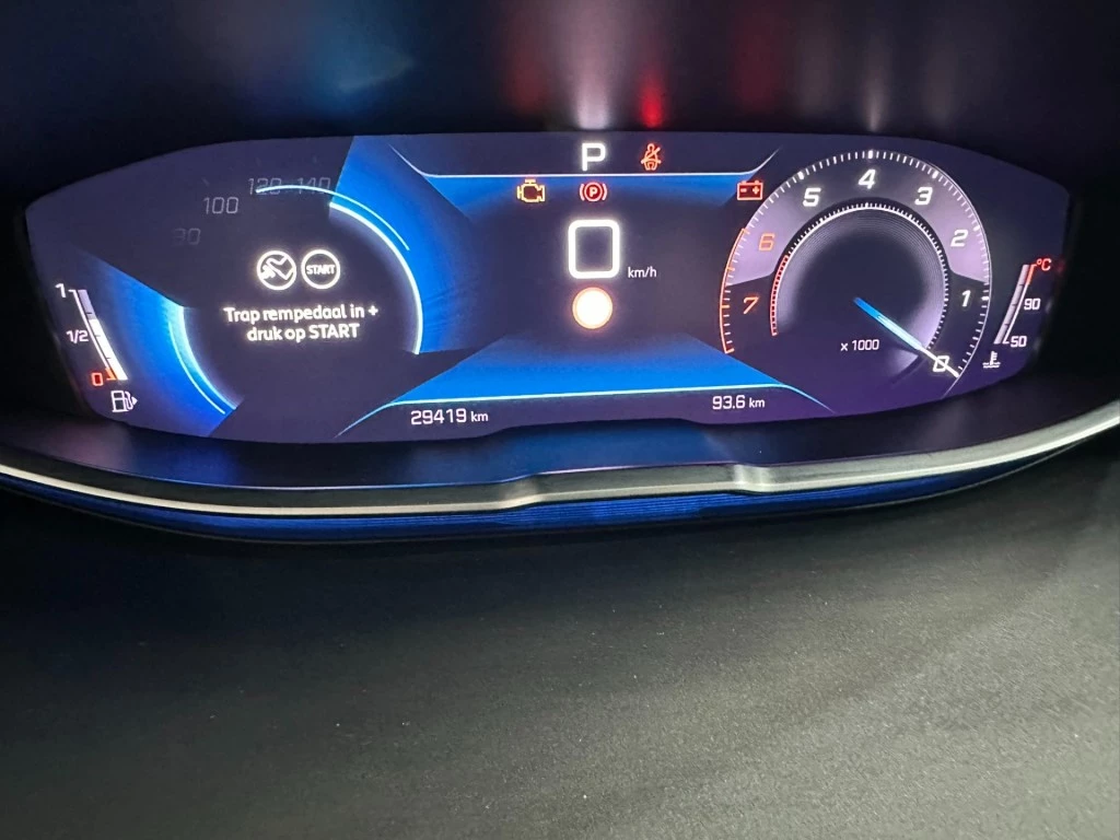 Hoofdafbeelding Peugeot 5008