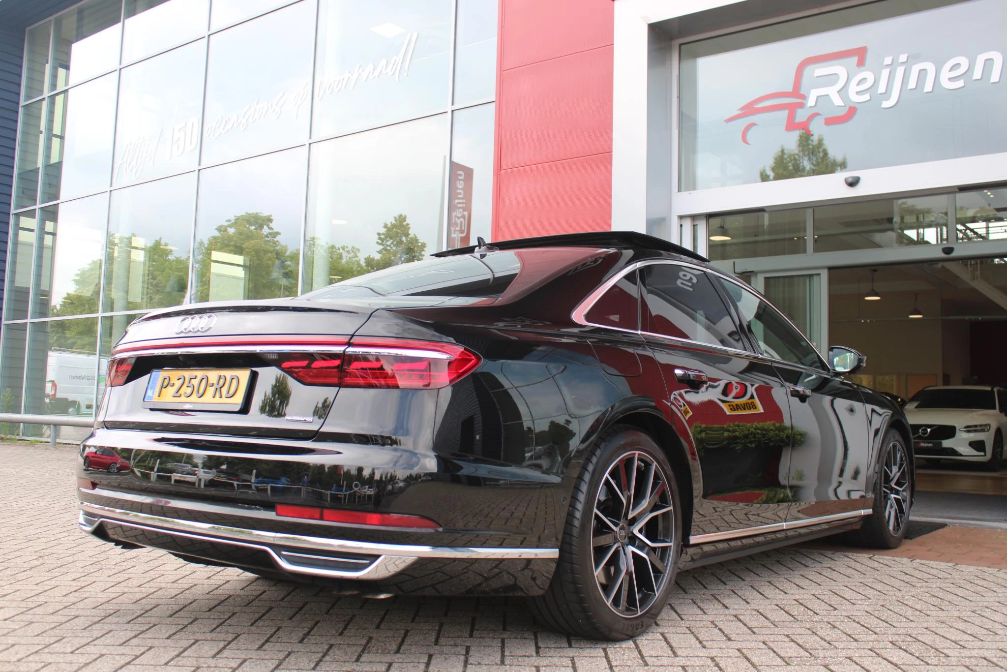 Hoofdafbeelding Audi A8