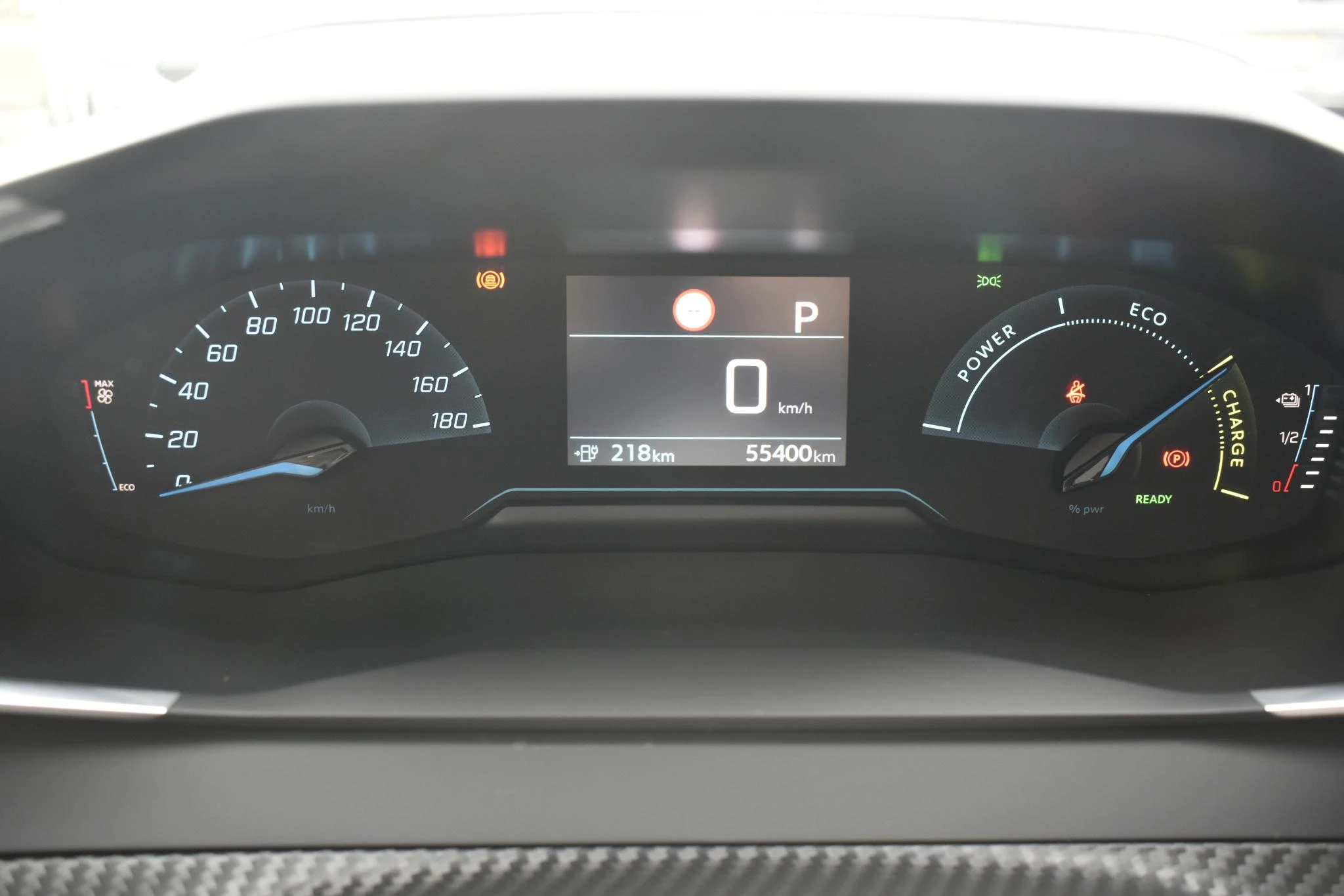 Hoofdafbeelding Peugeot e-208