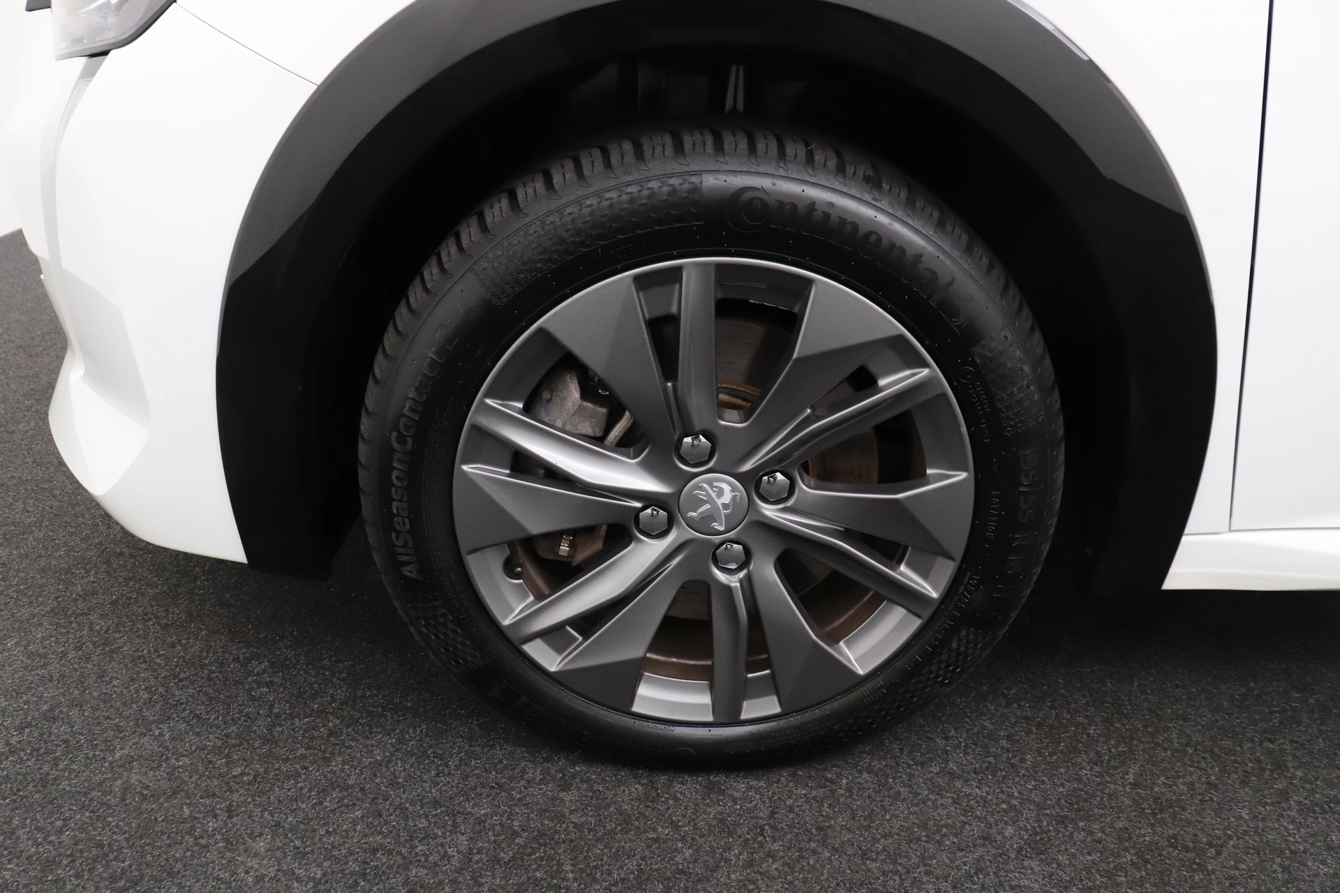 Hoofdafbeelding Peugeot e-208