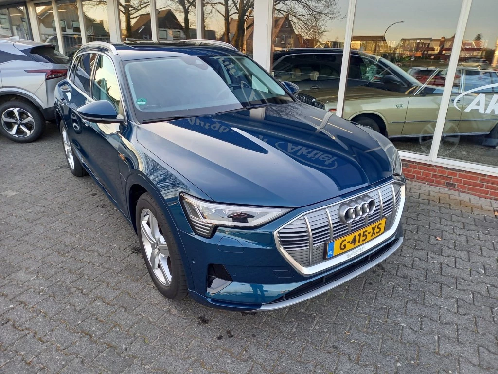 Hoofdafbeelding Audi e-tron