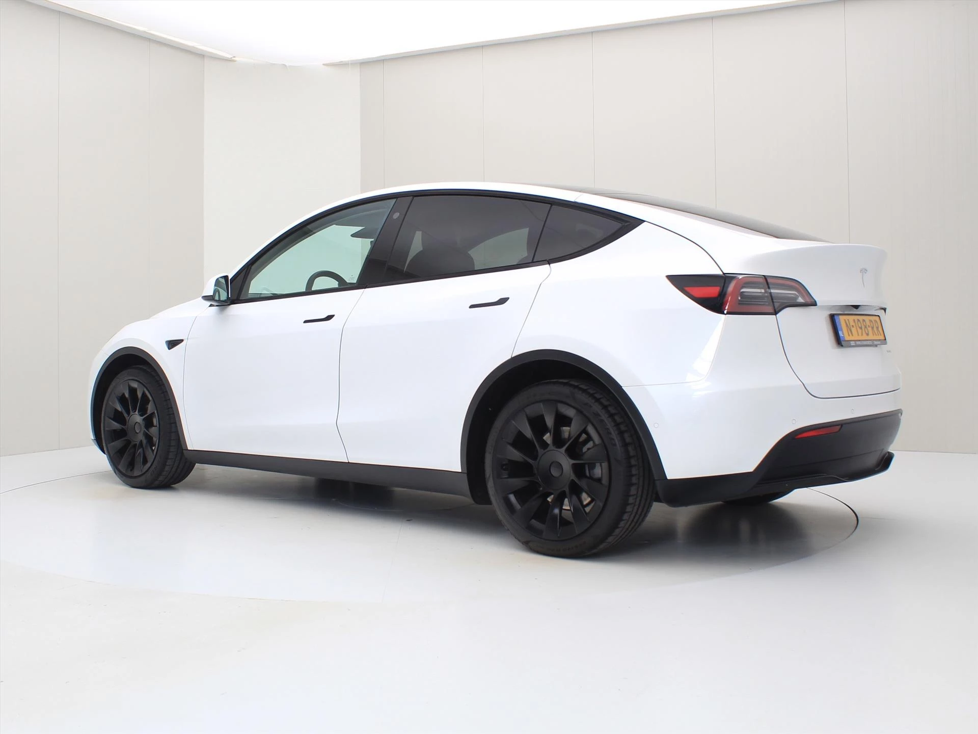 Hoofdafbeelding Tesla Model Y