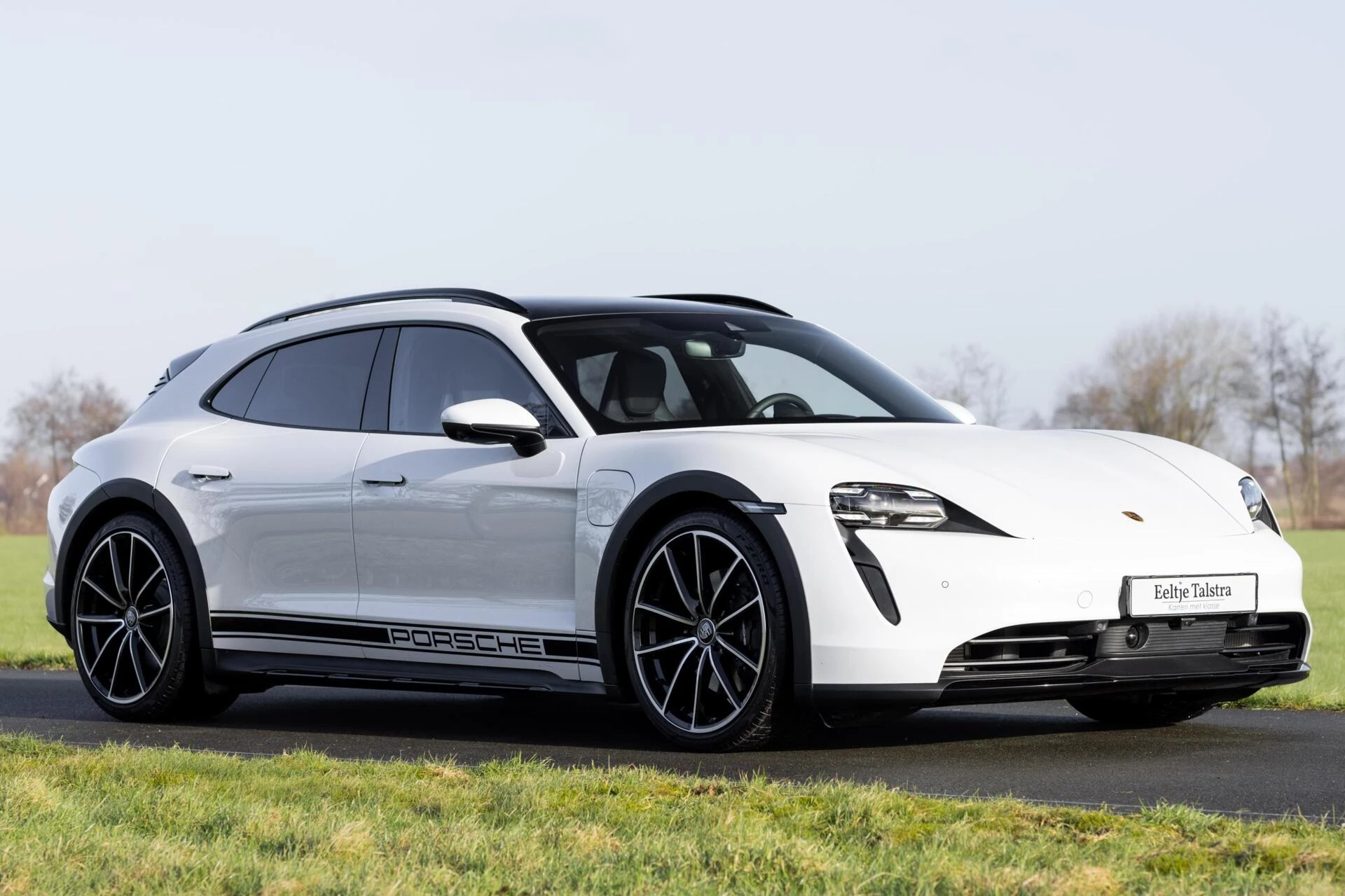 Hoofdafbeelding Porsche Taycan