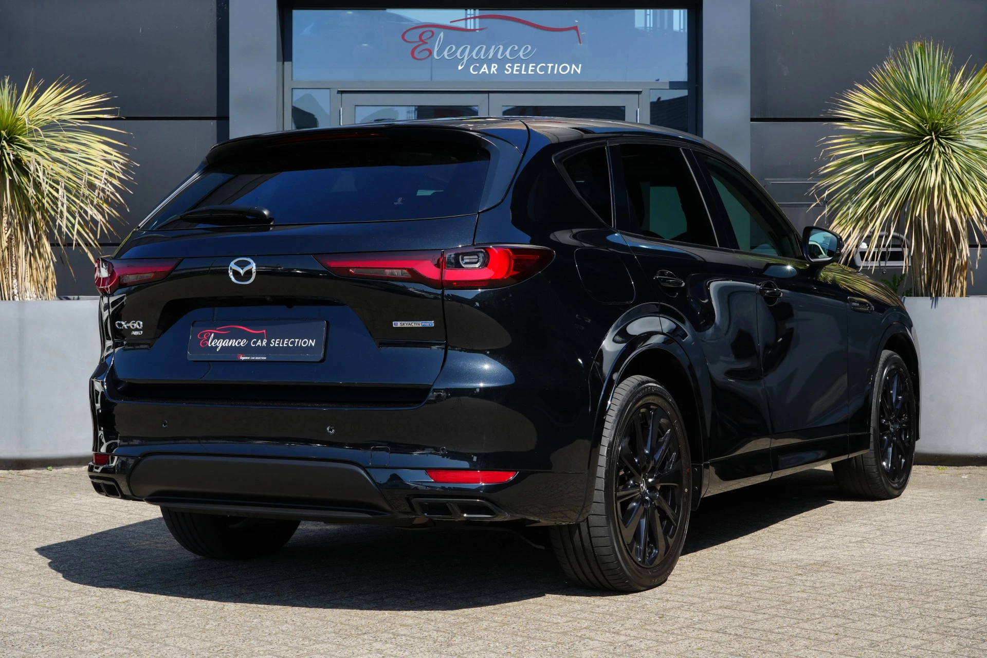 Hoofdafbeelding Mazda CX-60