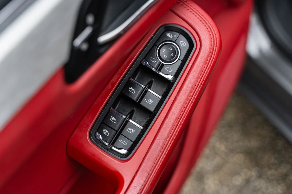 Hoofdafbeelding Porsche Macan