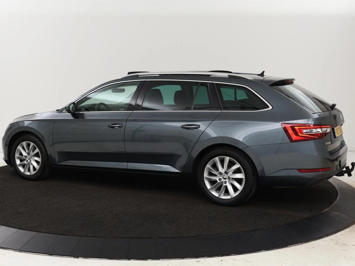 Hoofdafbeelding Škoda Superb