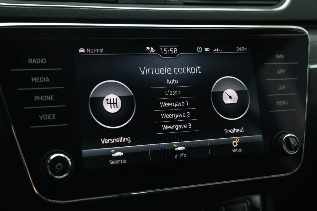 Hoofdafbeelding Škoda Superb