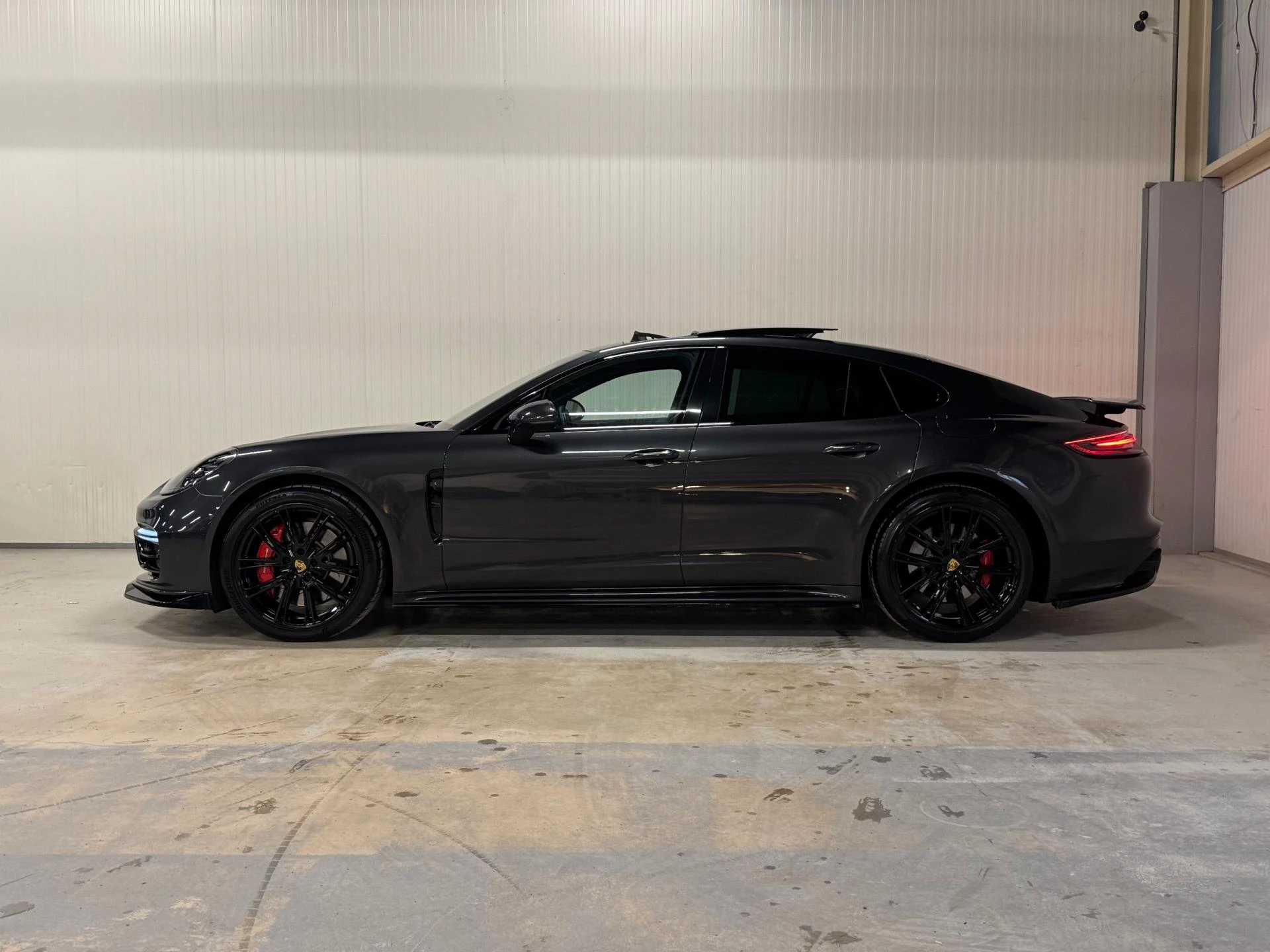 Hoofdafbeelding Porsche Panamera