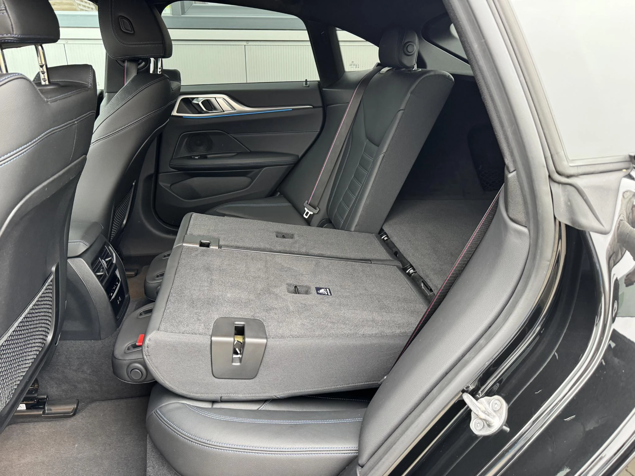 Hoofdafbeelding BMW i4