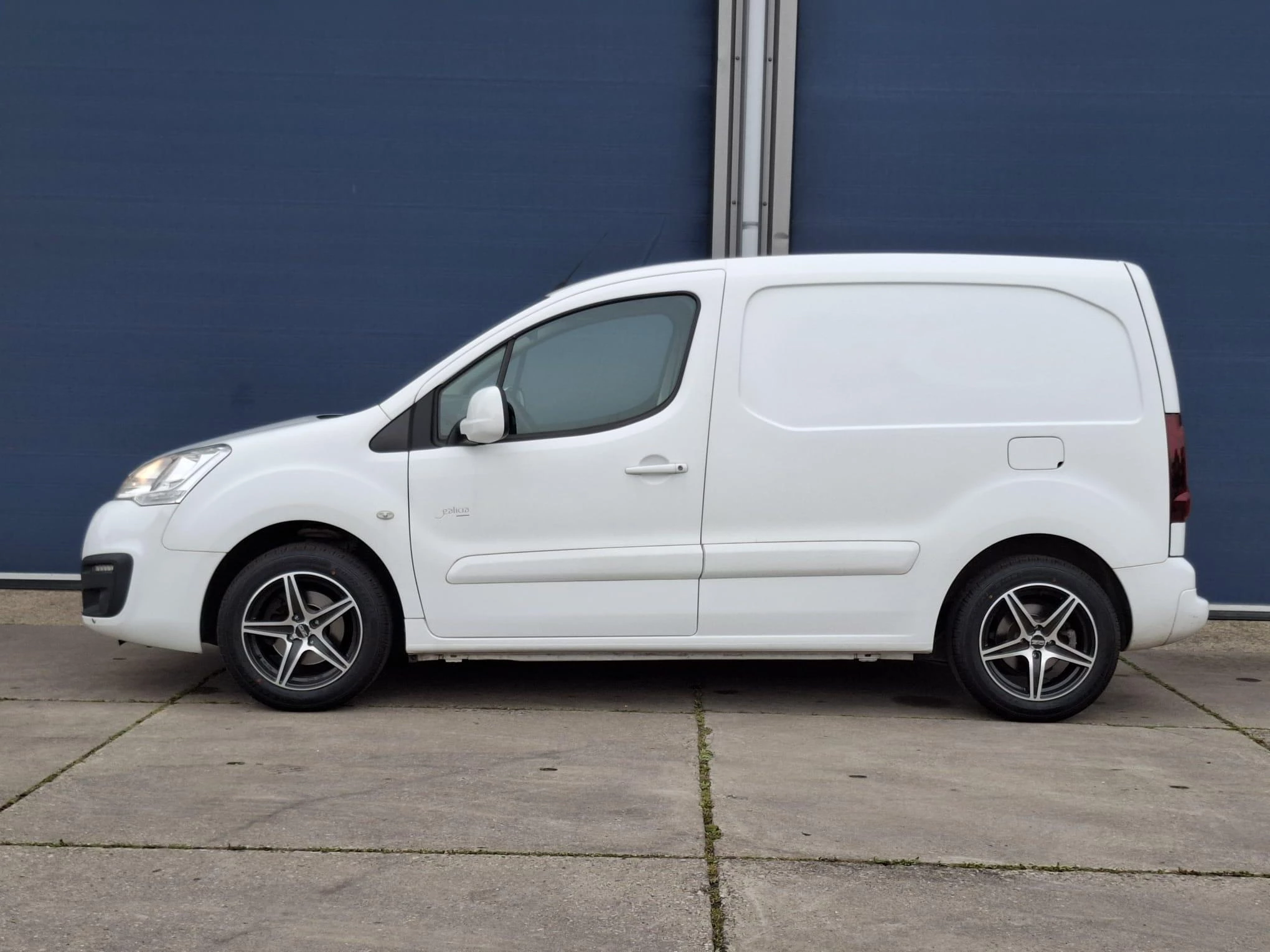 Hoofdafbeelding Peugeot Partner