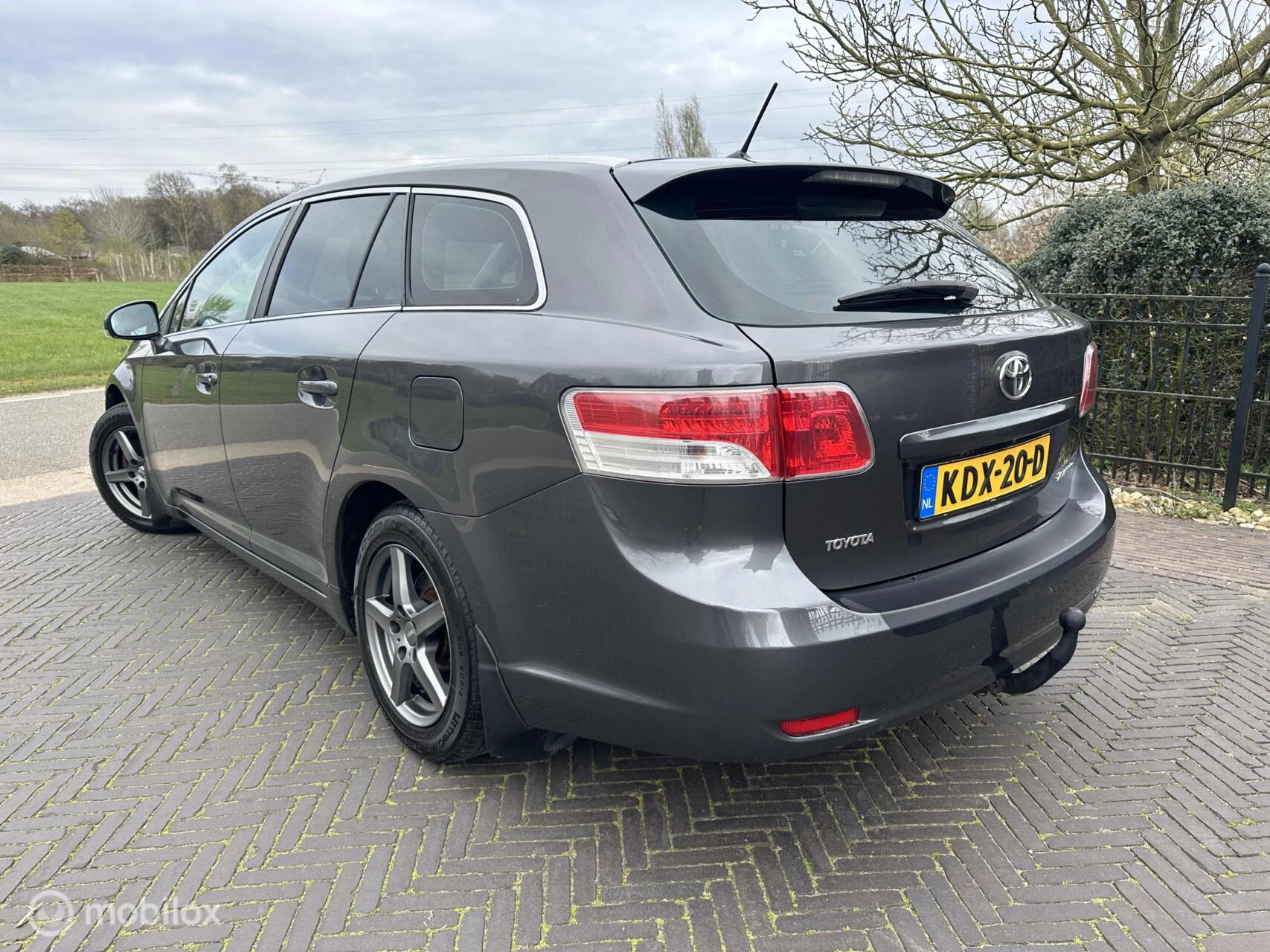 Hoofdafbeelding Toyota Avensis